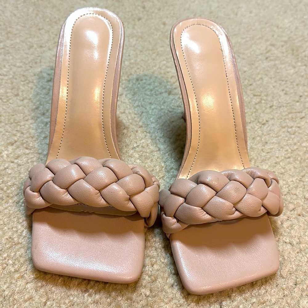 Braided sandal heels with square toe